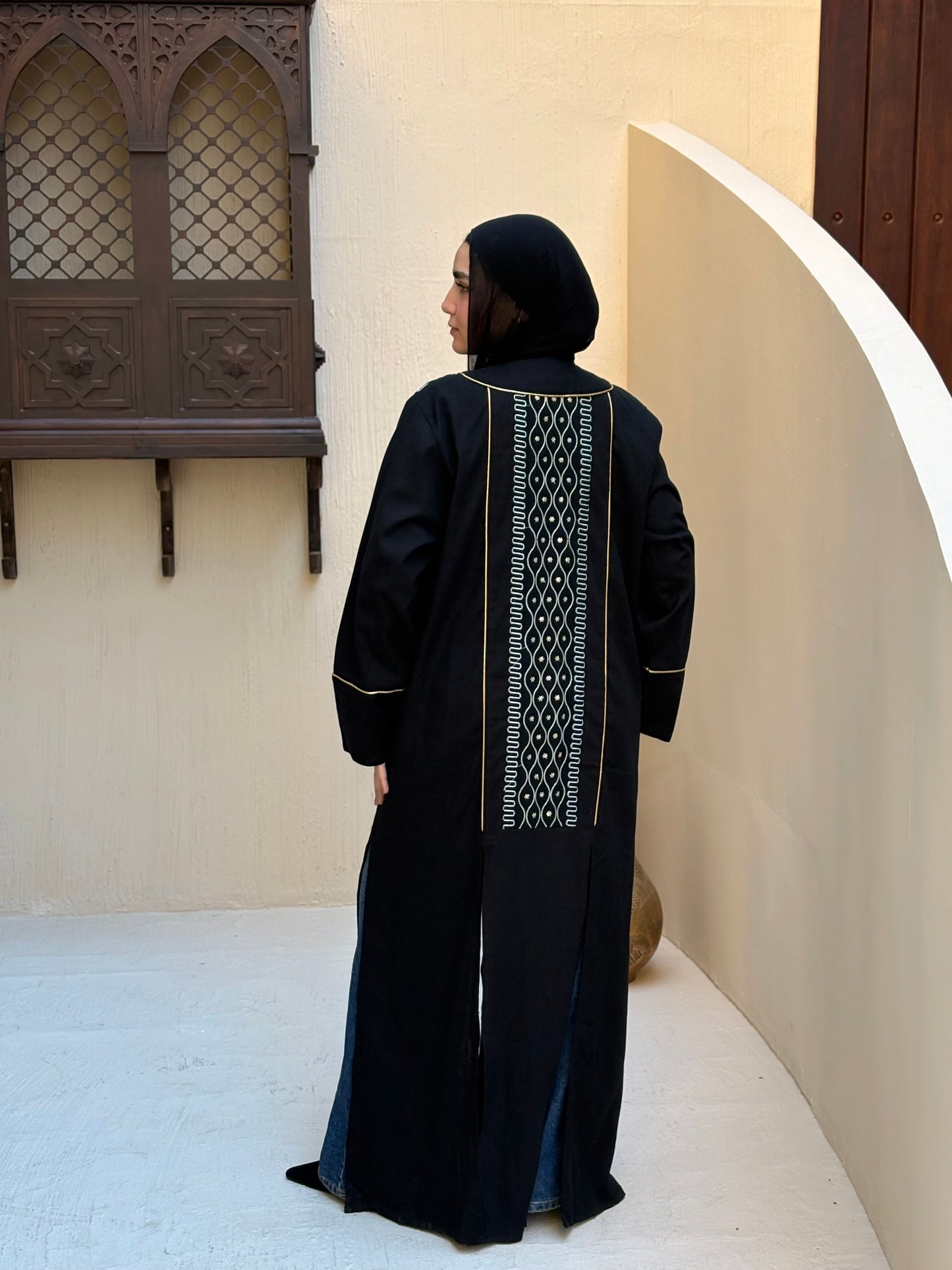 Zina Abaya